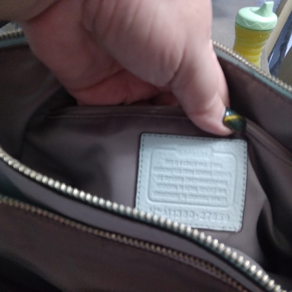 Authentic Coach purse - Picture 4 of 9